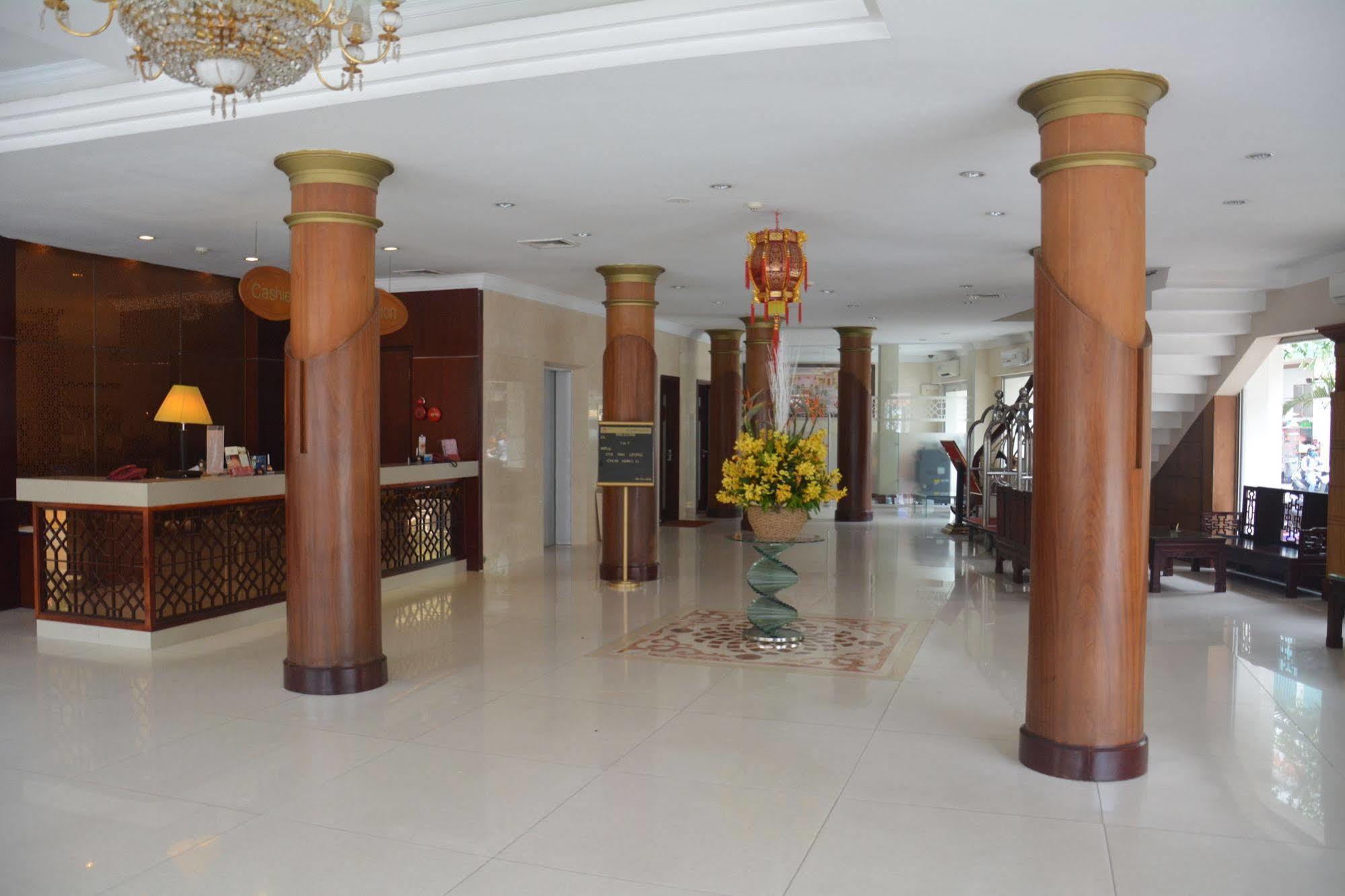 Dong Khanh Hotel Ciudad Ho Chi Minh  Exterior foto